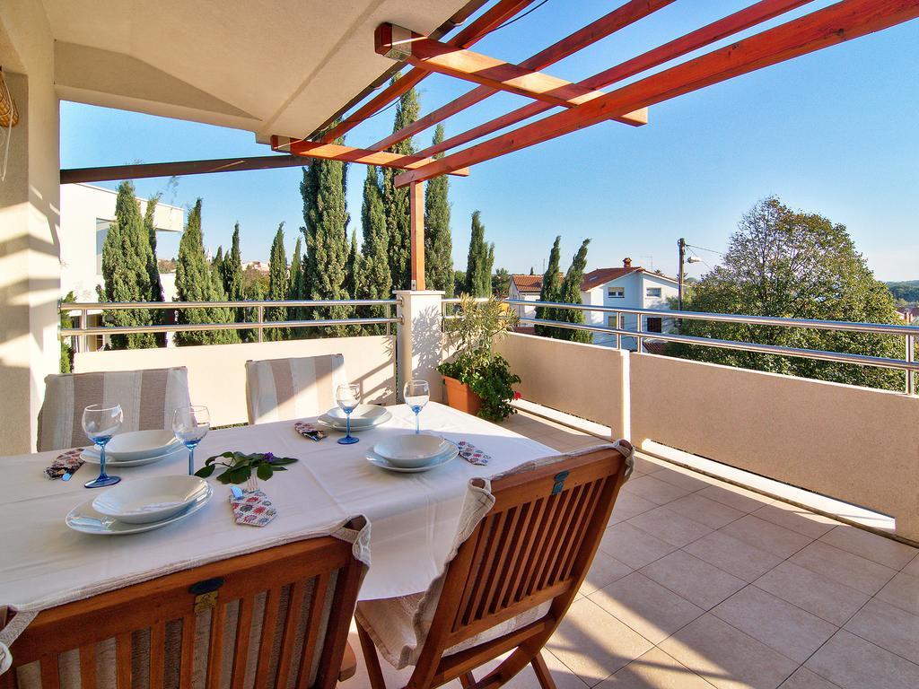 Apartments Ceja Near Sea Medulin Bilik gambar
