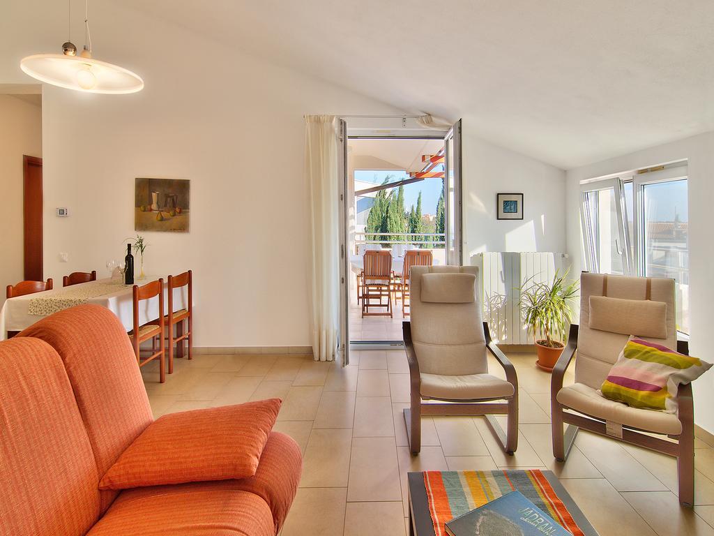 Apartments Ceja Near Sea Medulin Bilik gambar