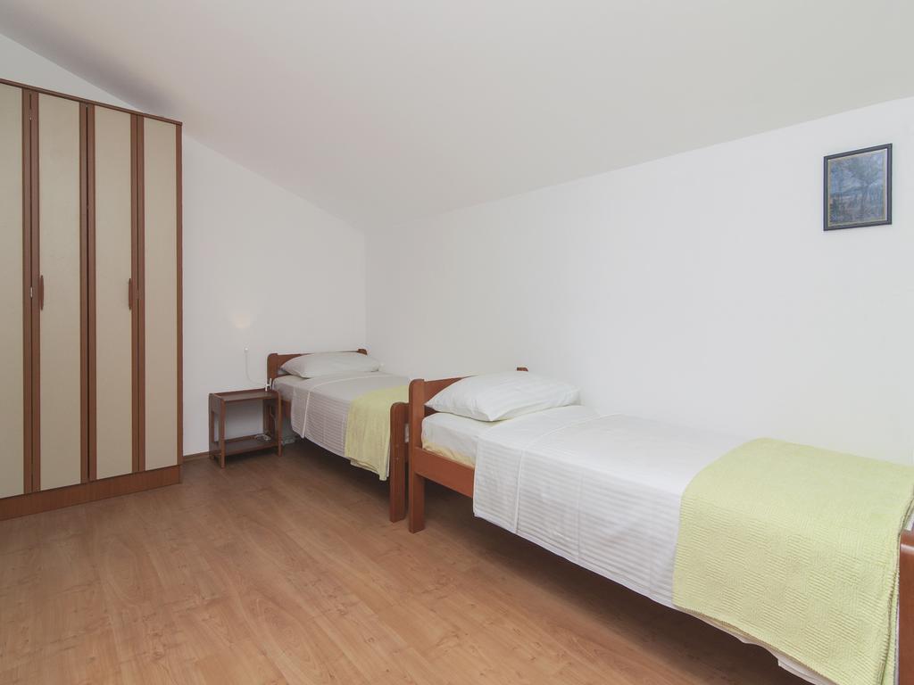 Apartments Ceja Near Sea Medulin Bilik gambar