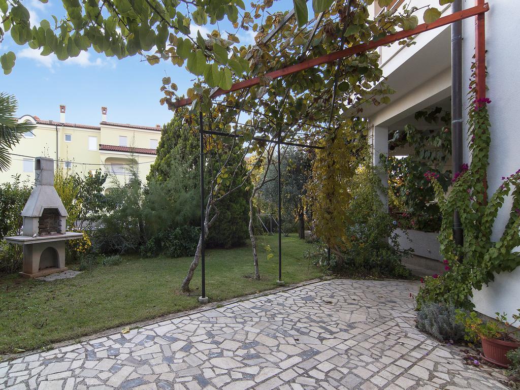 Apartments Ceja Near Sea Medulin Bilik gambar